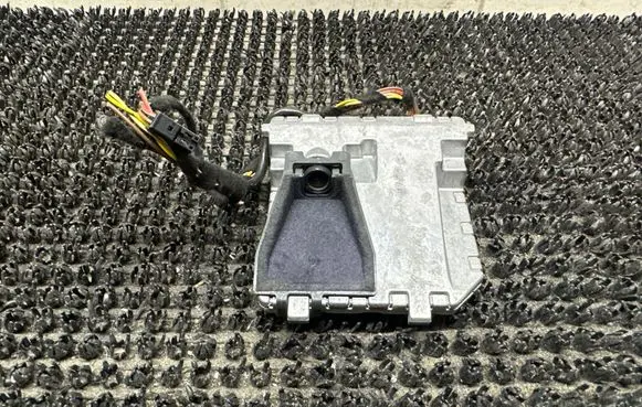 Windshield/windscreen camera