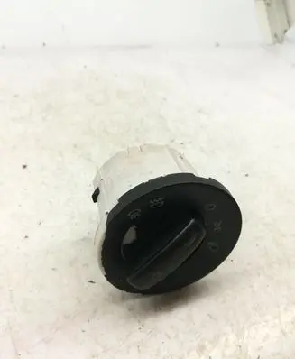 Volkswagen Golf V Light switch 1Z0941431C