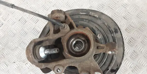 Jeep Grand Cherokee Rear wheel hub
