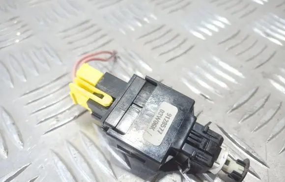 Volvo S40, V40 Brake pedal sensor switch 9128577