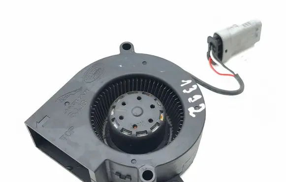 Land Rover Evoque II Hybrid/electric vehicle battery fan K8D214D550AC