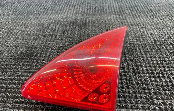 Peugeot 3008 I Tailgate rear/tail lights 9683460980