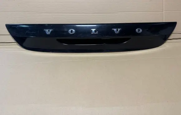 Volvo V40 Tailgate trim 31301301