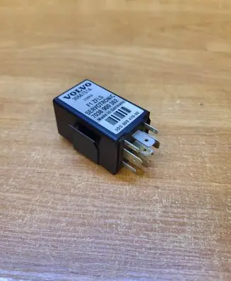 Volvo XC70 Other relay 30667514 5DS00947000 7038900302