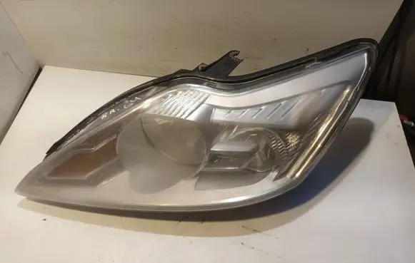Ford Focus Headlight/headlamp 8M511313W030AD 0077R00