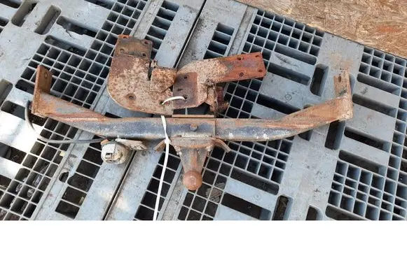 Volkswagen PASSAT B5 Tow bar 5905768159357