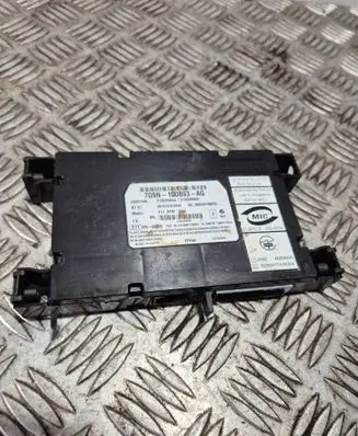 Volvo XC70 Bluetooth control unit module 7G9N10D893AG 31282099 31282098