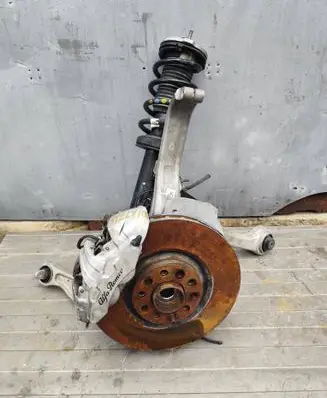 Alfa Romeo Stelvio Front wheel hub spindle knuckle 505708810