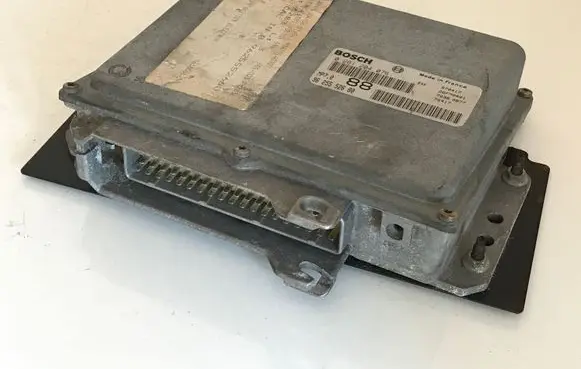 Peugeot 406 Engine control unit/module 0261204076 9625552680
