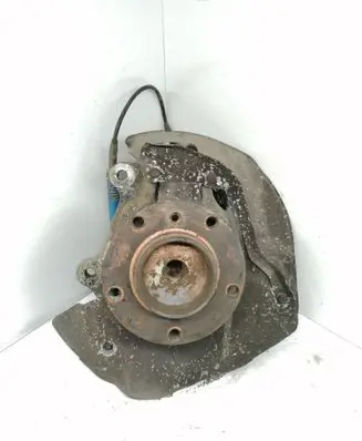 BMW 5 E39 Front wheel hub