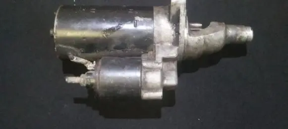 Volkswagen PASSAT B5 Starter motor