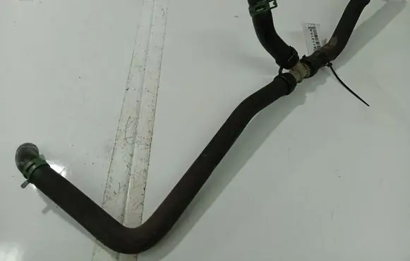 Renault Fluence Engine coolant pipe/hose 
