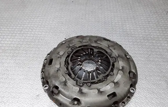 Opel Meriva A Pressure plate 55556751