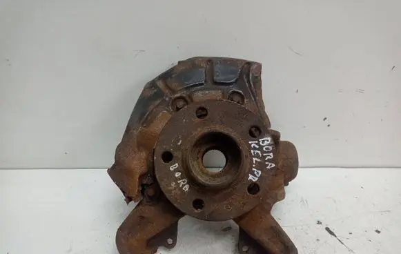 Volkswagen Bora Front wheel hub