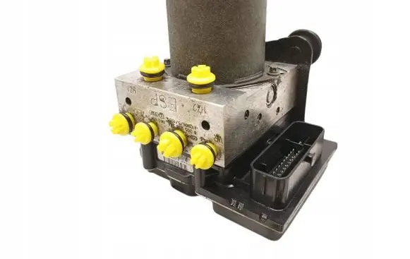 Audi A4 S4 B8 8K ABS Pump 8K0907379BF