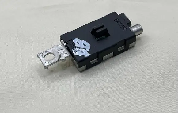 Citroen Berlingo Rear glass lock/latch C380 9678017080