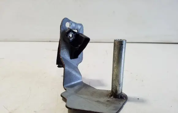 Volvo XC40 Other engine bay part 32230251
