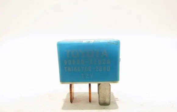 Toyota Camry Fuel pump relay 9008087026