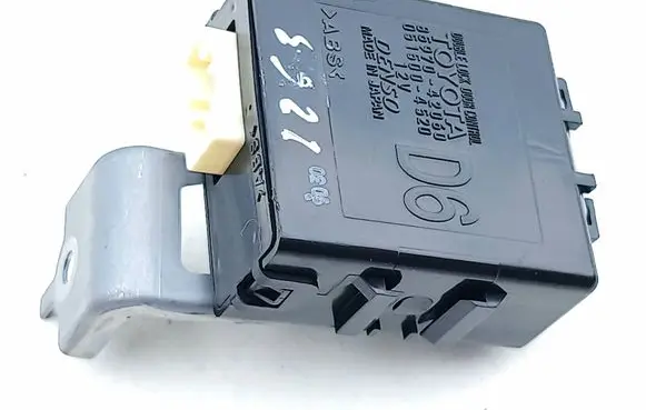 Toyota RAV 4 (XA50) Door central lock control unit/module 8597042060 0515004520