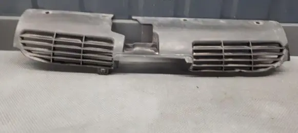 Peugeot 206+ Front bumper upper radiator grill 9628934280