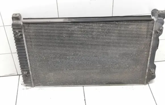 Coolant radiator
