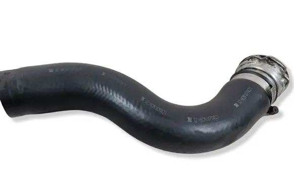 Toyota Corolla Verso AR10 Intercooler hose/pipe 