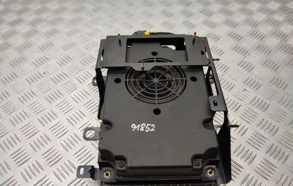 Peugeot Traveller Subwoofer speaker 9809816880