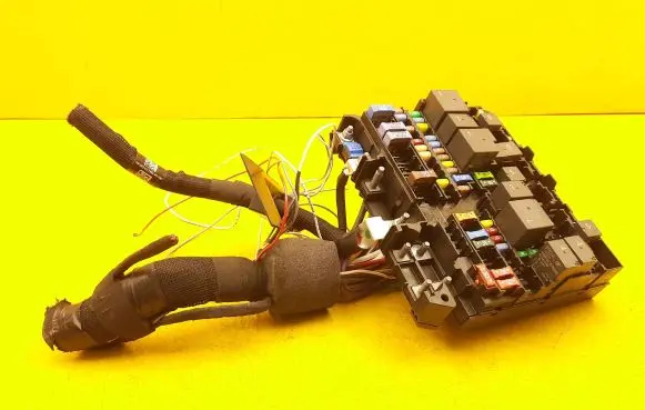 Peugeot 308 Fuse box set 9844707080