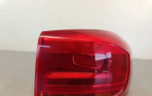 Volkswagen Tiguan Rear/tail lights 2SD01073802 5N0945096Q