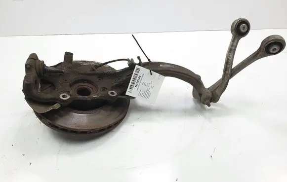Audi A5 8T 8F Front wheel hub spindle knuckle