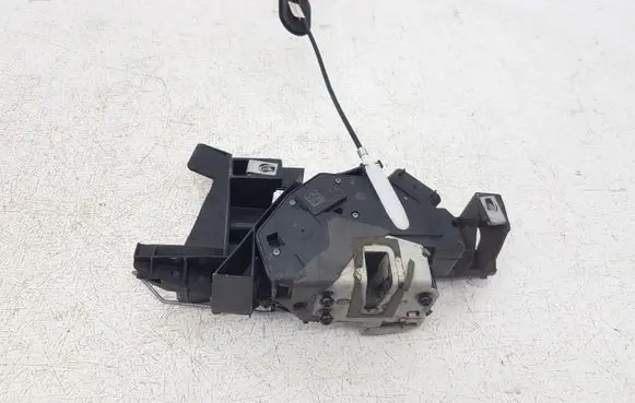 Ford Fusion II Front door lock FS7A5421813 FS7A5421813CA 2300562