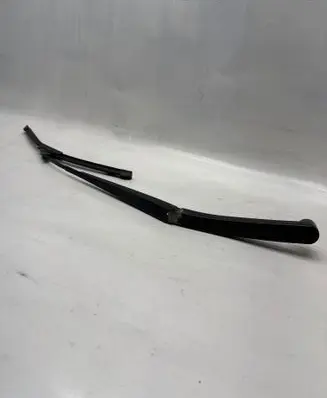 Subaru Outback Front wiper blade arm A0563LA