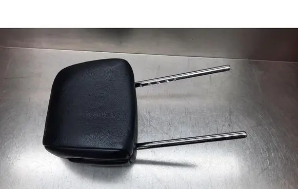 Peugeot 308 Front seat headrest 