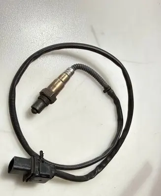 Jaguar XF X250 Lambda probe sensor 9X2Q9D375AA 0281004125