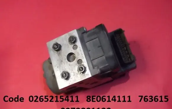 Audi A4 S4 B5 8D ABS Pump 0265215411 8E0614111