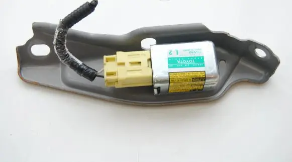 Lexus GS 300 350 430 450H Airbag deployment crash/impact sensor 8983430020 1879001781