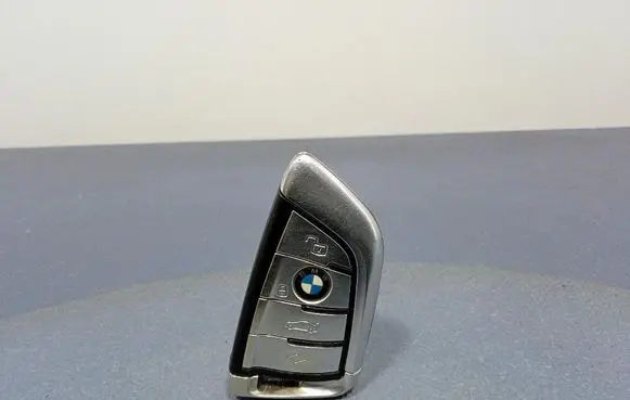 BMW X5 E53 Ignition lock 8708360