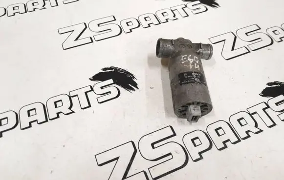 BMW 5 E60 E61 Idle control valve (regulator) 1744713 0280145545