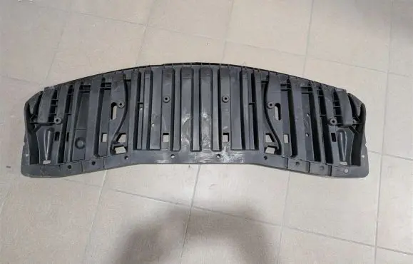 Nissan Note (E12) Front bumper skid plate/under tray 626603VU0A