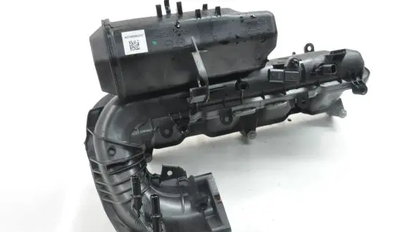 Mercedes-Benz C W205 Intake manifold A2740900337