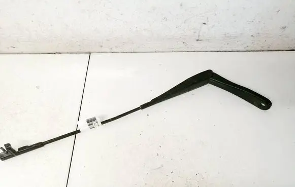 Opel Astra H Front wiper blade arm 13111220