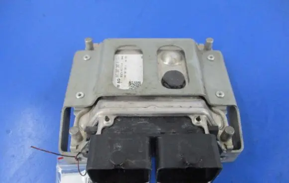 Skoda Citigo Engine control unit/module ECU 04C907309N