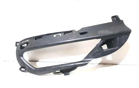 Volvo XC60 Fog light bracket 31449132