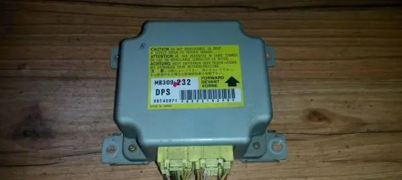 Mitsubishi Galant Airbag control unit/module mr309232 x6t42071