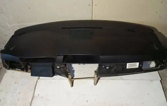 BMW 5 E60 E61 Dashboard