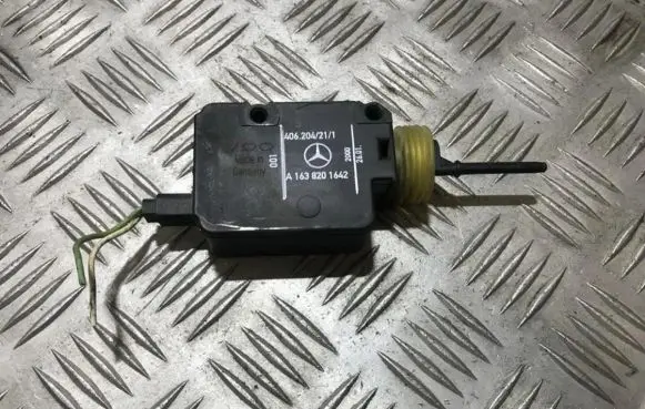 Mercedes-Benz ML W163 Central locking motor a1636300167
