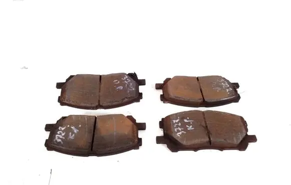 Lexus RX 330 - 350 - 400H Brake pads (front) 04465-0W070