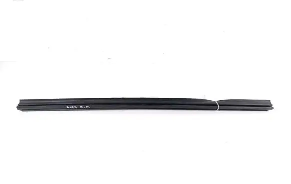 Mercedes-Benz Vito Viano W639 Front door trim bar A6397200224