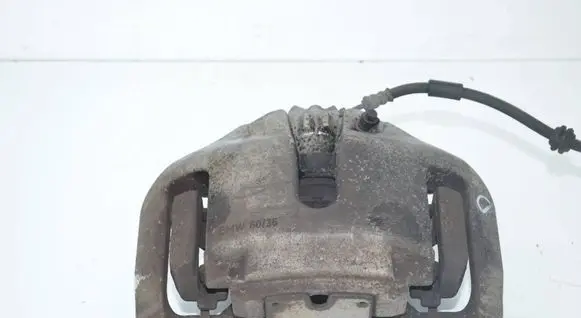 BMW 5 F10 F11 Front brake caliper 6786818 34116786818