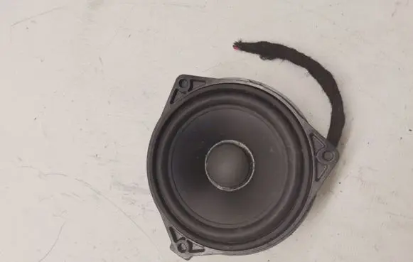 Mercedes-Benz GLE (W166 - C292) Panel speaker A2318201202